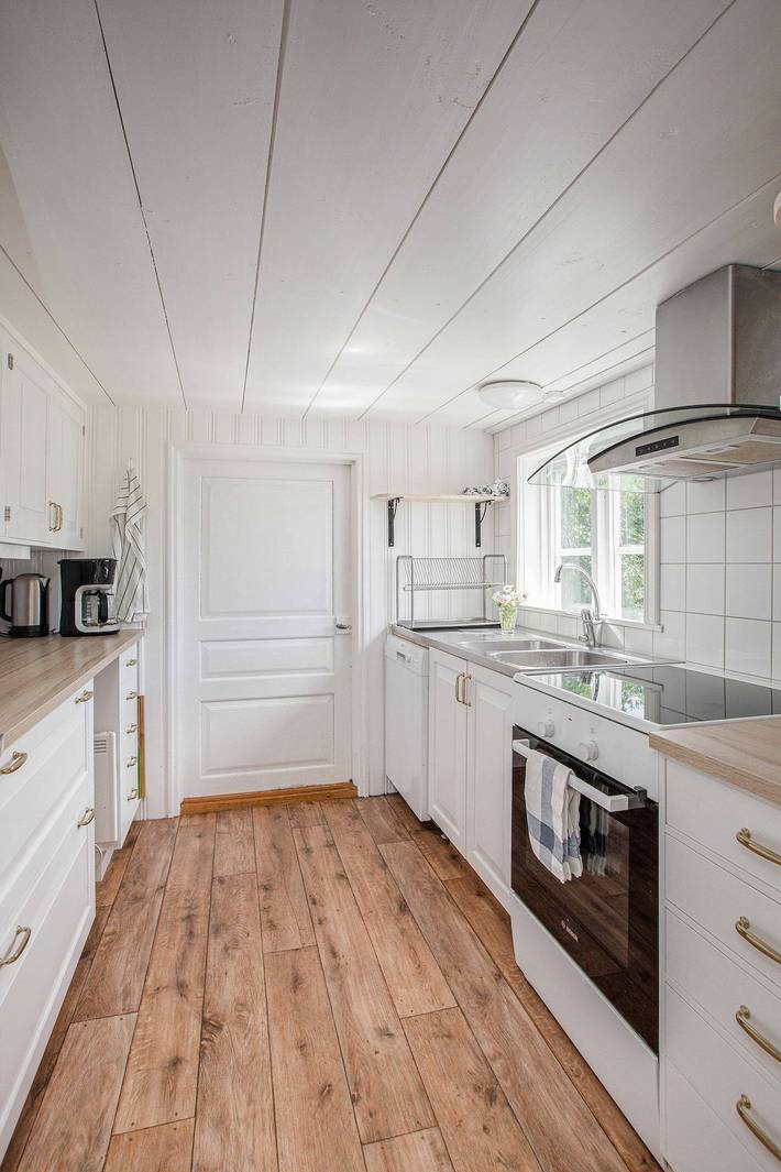Hus för 14 Personer med bastu in Jönköping, Vättern