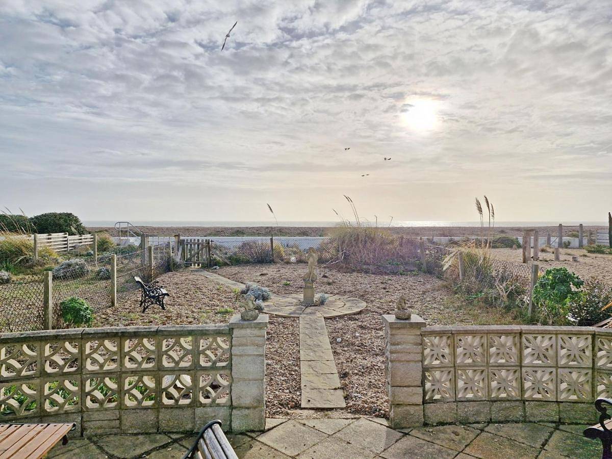 Sea Scene's , Hayling Island in Hayling Island, Havant