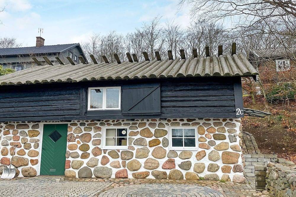 4 star holiday home in Båstad in Bjärehalvön