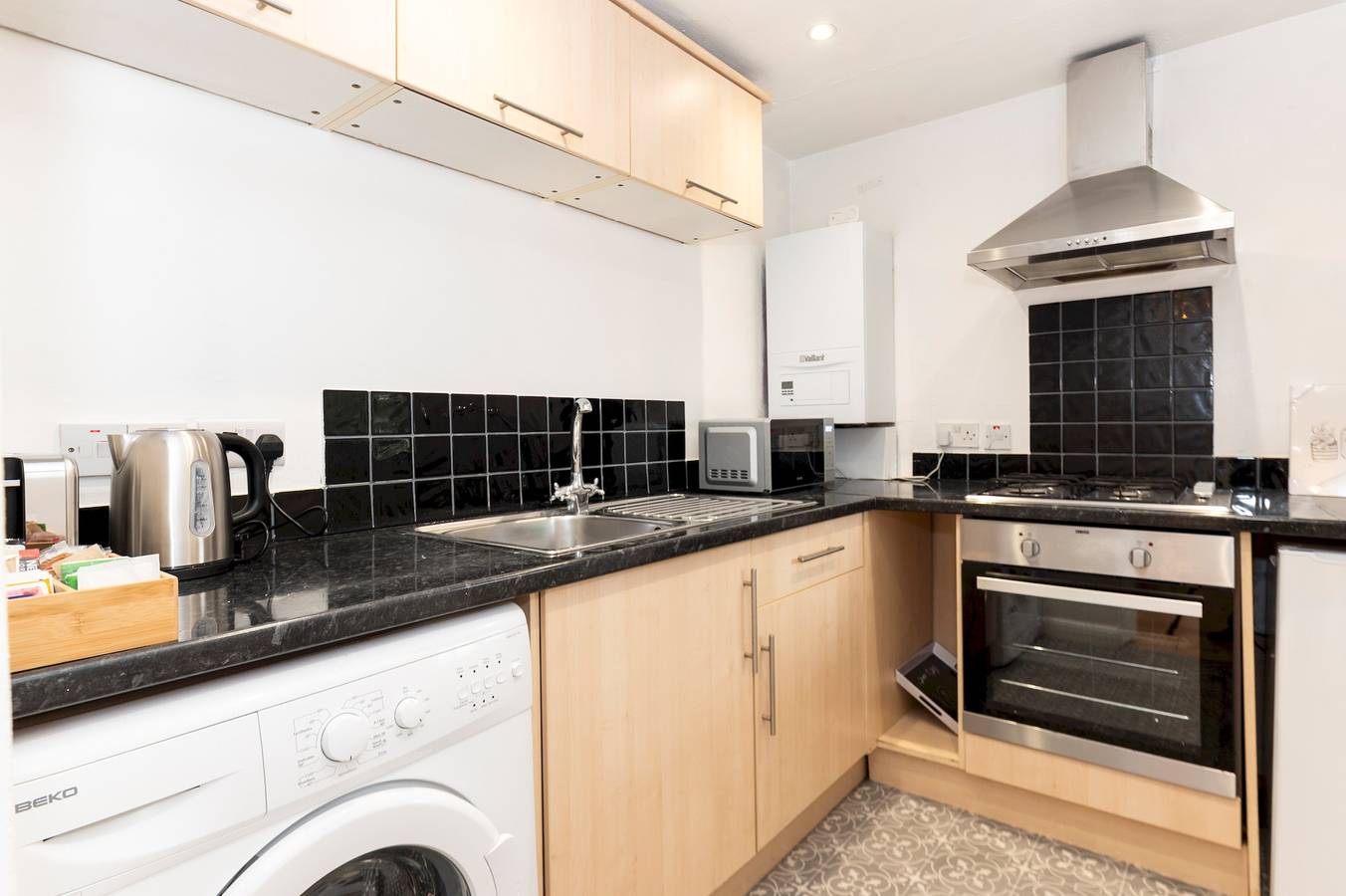 Ganze Wohnung, Central Twickenham 1 Bed Flat Near River & Station - Pass the Keys in Richmond an der Themse, London