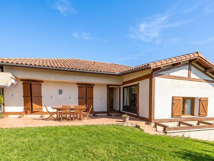 Villa élégante à La Teste-de-Buch avec piscine privée in La Teste-de-Buch, Région d'Arcachon