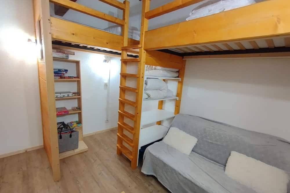 Ganze Wohnung, Cocon Alpin - Praz de Lys Sommand Duplex aux Pieds des Pistes Avec vue Montagne in Mieussy, Region Bonneville