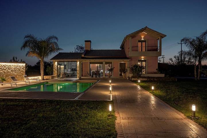 Ferienhaus für 8 Personen, mit Whirlpool und Garten