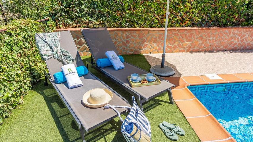 Casa rural para 3 personas, con balcón/terraza y piscina en El Gastor - 2