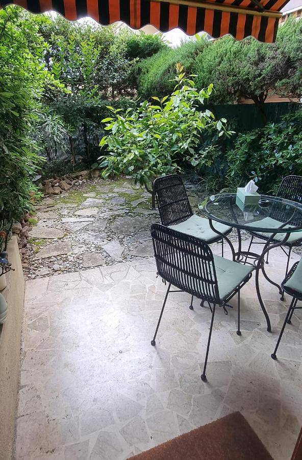 Gîte pour 5 personnes, avec vue et jardin dans Gare Du Bosquet - 2
