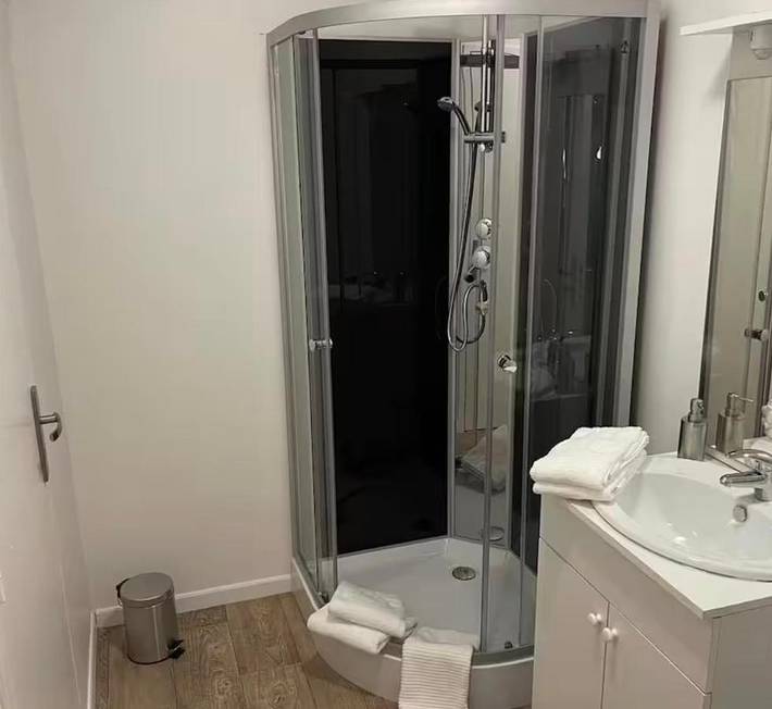 Chambre d’hôte pour 2 personnes, avec jardin et vue, animaux acceptés