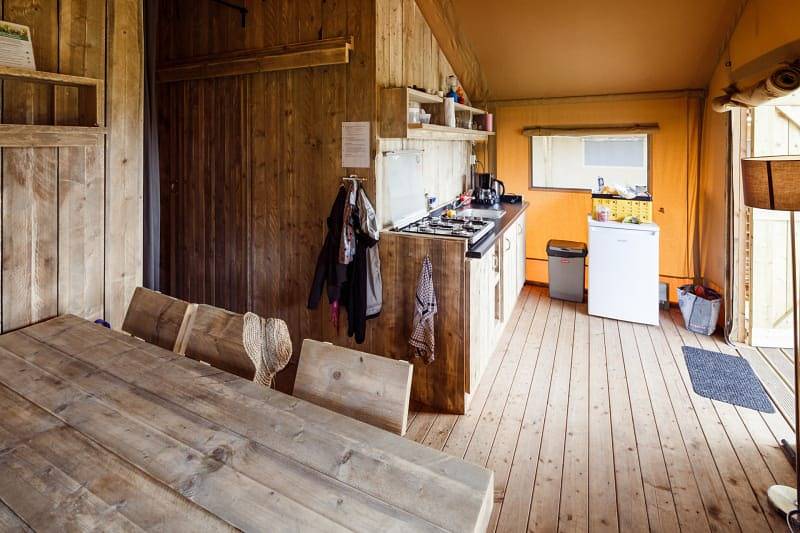 Tent voor 5 personen met terras in Veluwe