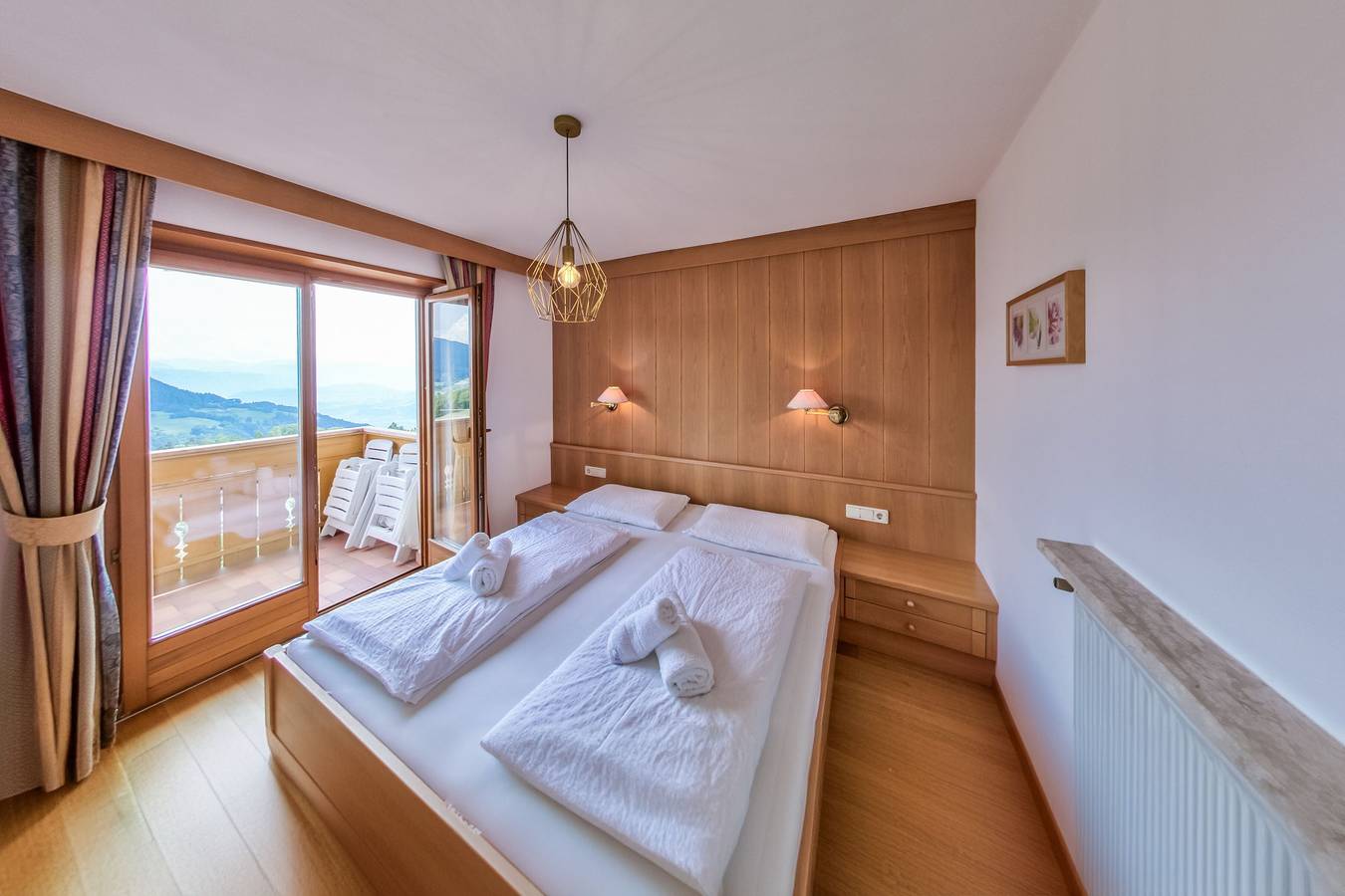 Appartement entier, Appartement de vacances "Mölten" avec vue sur la montagne, Wi-Fi, balcon et jardin in Salonetto, Meltina