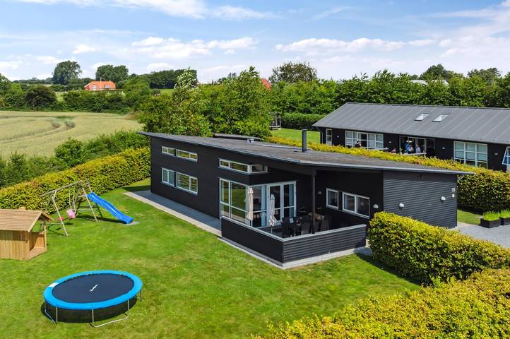 Ferienhaus für 8 Personen, mit Whirlpool und Terrasse sowie Sauna in Råde Strand