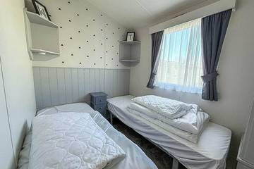 Static Caravan for 8 People in Hunstanton, Norfolk, Photo 1