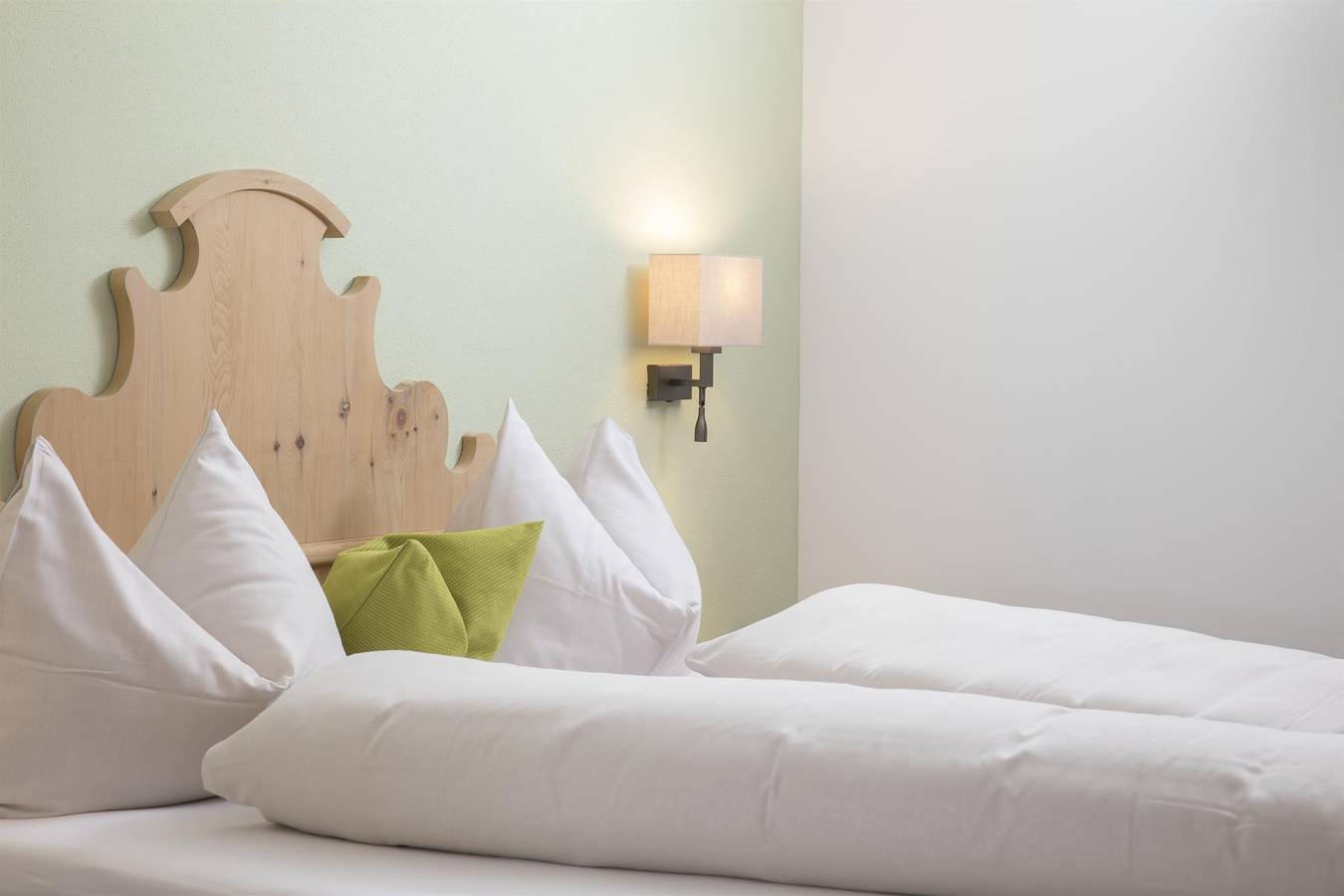 Zirbenholz Doppelzimmer in Brixlegg, Kaisergebirge