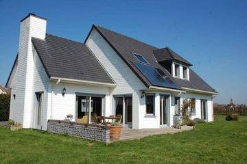 Chambre d’hôte pour 3 personnes, avec jardin et vue, adapté aux familles à Blingel