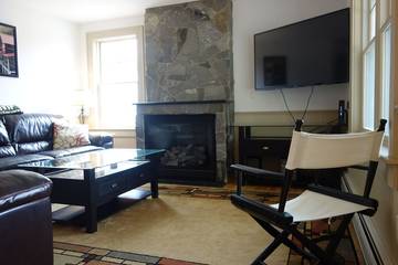 Vacation House for 10 Guests in Ludlow, Vermont, Picture 2