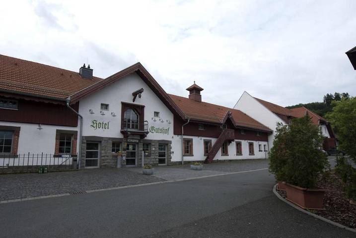 Hôtel pour 3 personnes, avec terrasse, animaux acceptés à Herborn - 2