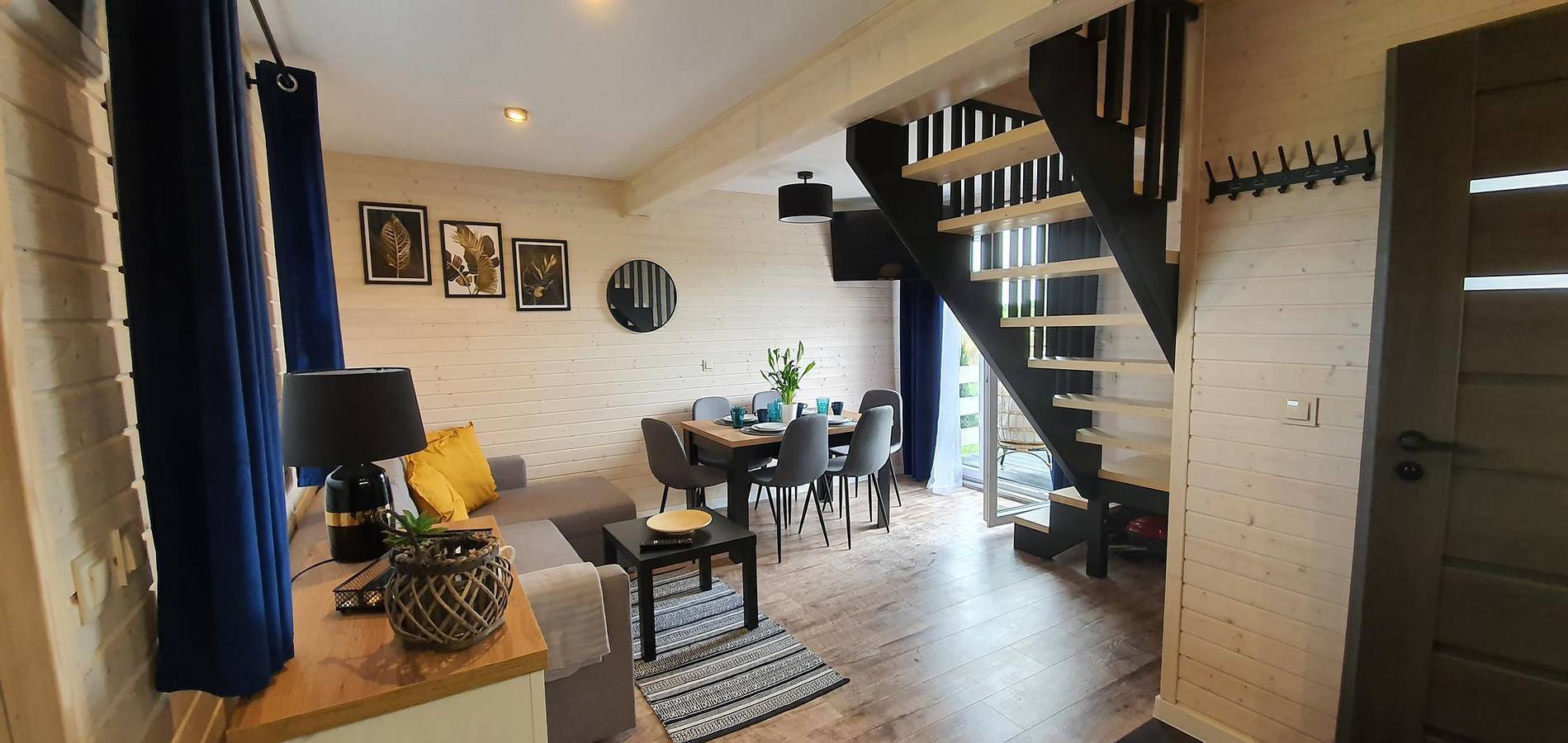 Feriehuse med aircondition, sommerpool, sauna in Rewal, Powiat gryficki