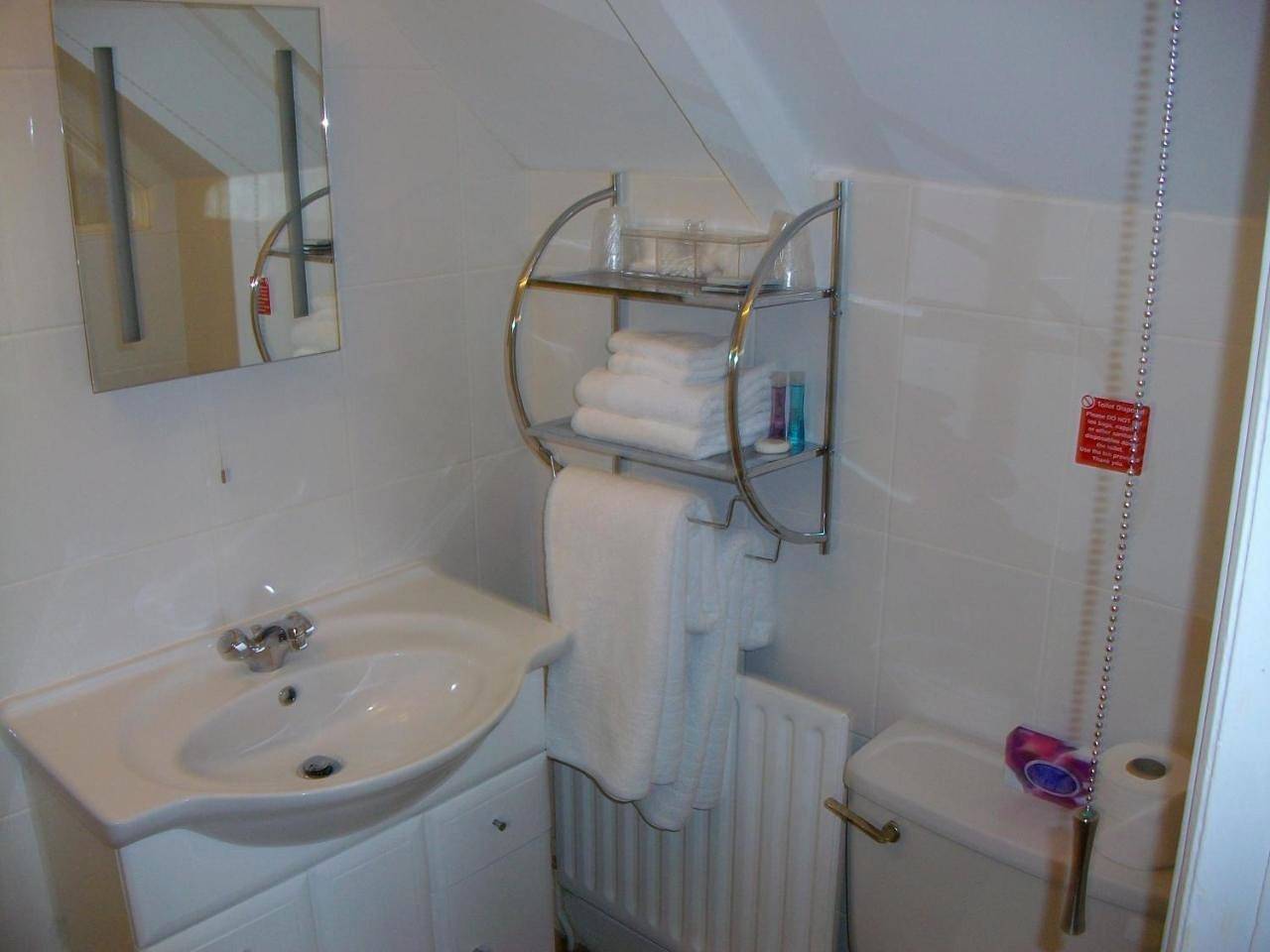 Double Room with Shower in Hunstanton, Norfolk Coast