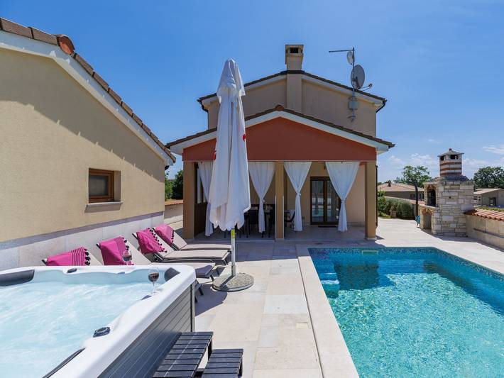 Ferienhaus für 8 Personen, mit Ausblick und Pool sowie Terrasse und Garten, mit Haustier in Marčana - 2