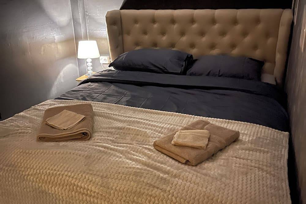 Hel leilighet, 2-bedroom apartment in brilliant Tromso with Wifi.Close to Tromso Airport in Kvaløya, Tromsø