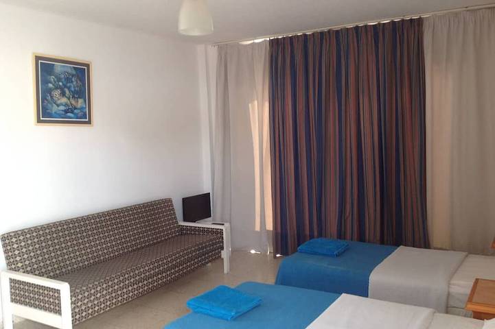 Ferienwohnung für 28 Personen, mit Pool und Balkon, mit Haustier in Ayia Napa - 2