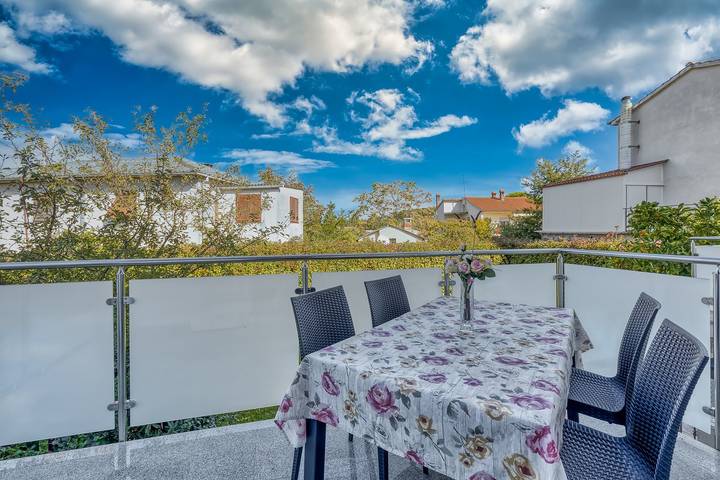 Ferienwohnung für 4 Personen, mit Balkon/Terrasse in Pula - 2
