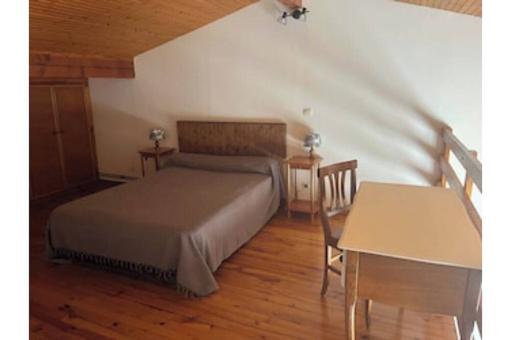Semi-Detached Cottage in St. Ferréol-le-Lac / Vacation at the Foot of the Montagne Noire in Revel, Lauragais