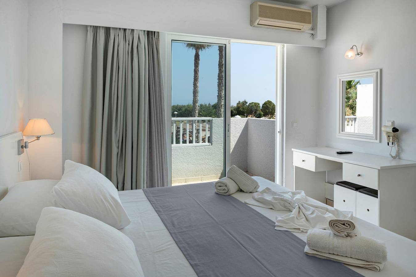 Geheel appartement, Appartement 'Evripides Family One -bedroom 3' met Gedeeld Zwembad, Gedeelde Tuin en Airconditioning in Kos