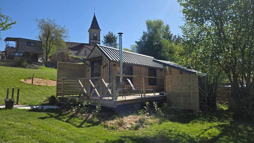 Chalet pour 2 personnes, avec sauna ainsi que jacuzzi et jardin