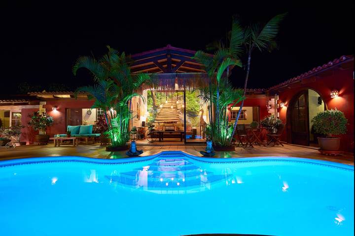 Maison de vacances pour 10 personnes, avec piscine et jardin, adapté aux familles - 1