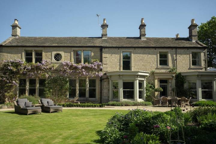 B&b for 2 people, with Terrace and Garden as well as View in Leeds