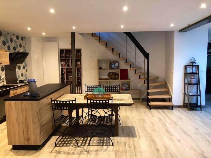 Location de vacances pour 6 personnes, avec piscine et jardin, animaux acceptés à Saint-Georges-de-Pointindoux - 3