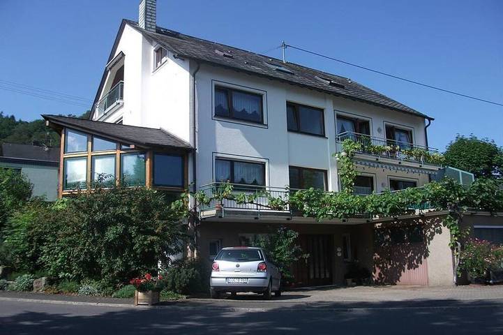 Appartement à 3 lits, Collis Tower - Schier, Appart-Pension in Zell Stadt (Mosel), Zell (Mosel)