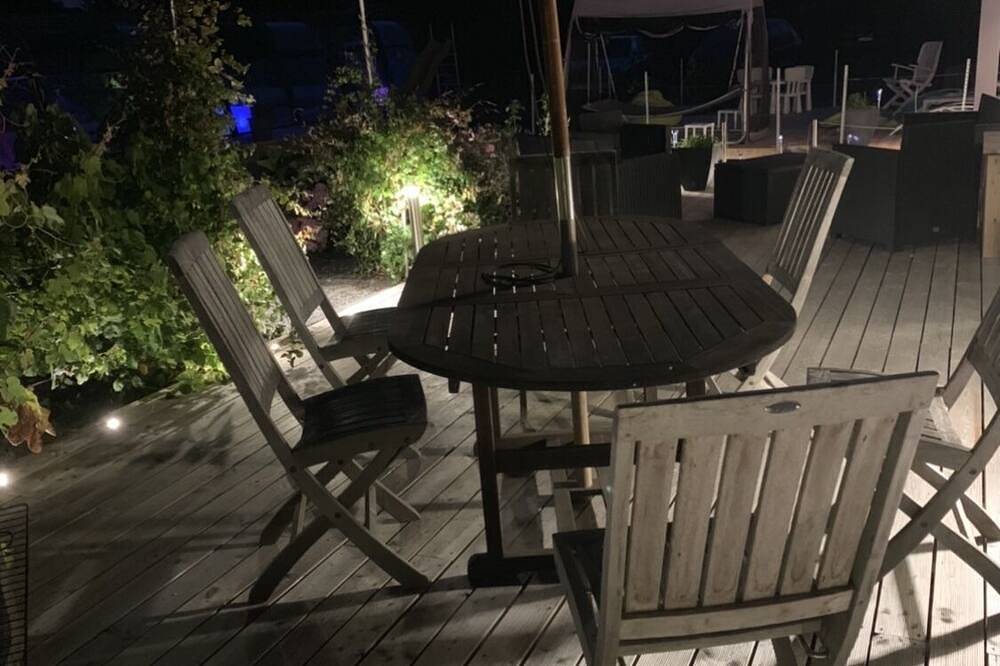 Entire apartment, Studio t1 pool spa sauna independent in Moëlan-sur-Mer, Quimper region