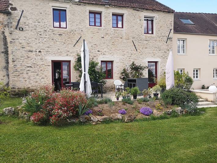 Chambre d’hôte pour 3 personnes, avec jardin dans Yonne - 2