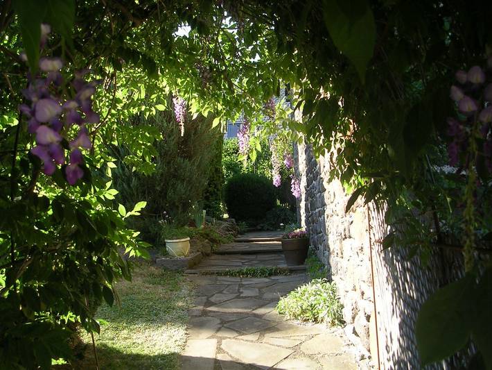 Chambre d’hôte pour 2 personnes, avec jardin dans Parc naturel régional des Volcans d'Auvergne - 2