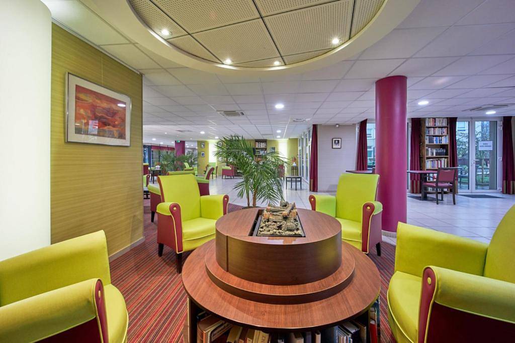 Appartement entier, One-Bedroom Apartment in Caen, Région de Caen