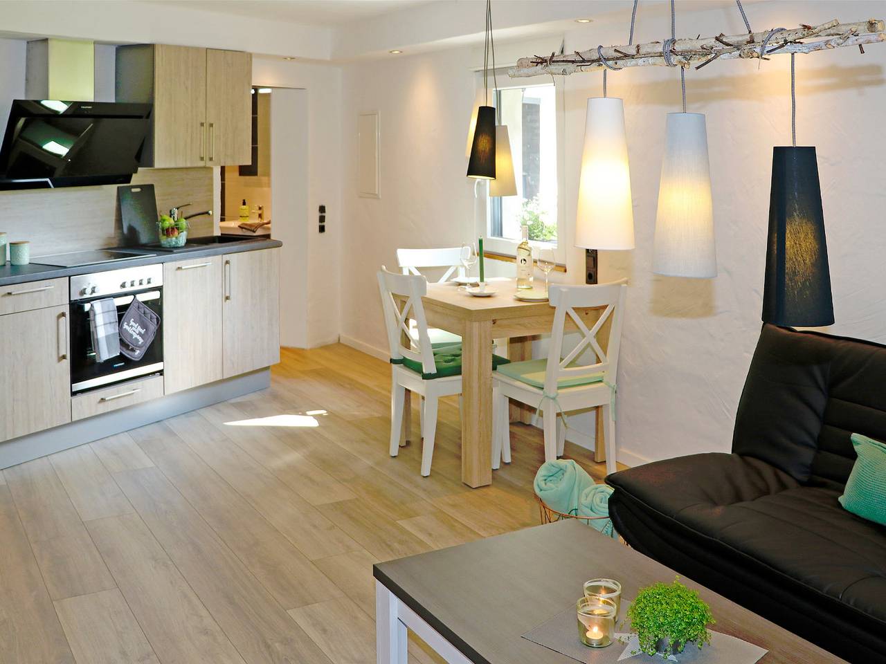 Ganze Wohnung, Apartment „Meisennest, 50 qm“ mit privater Terrasse, Garten und Wlan in Lennestadt, Sauerland