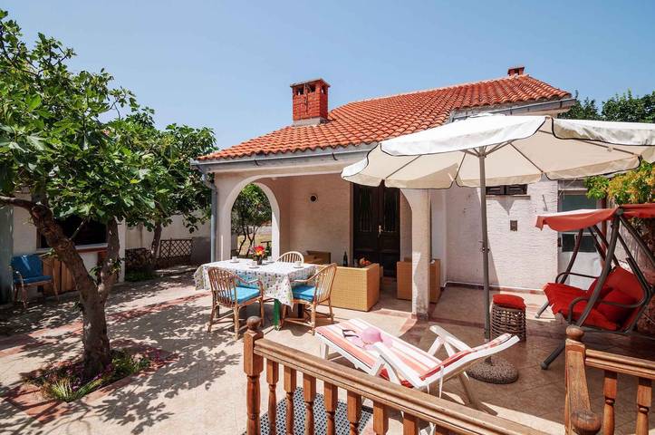 Ferienhaus für 6 Personen, mit Garten in Vrsi - 4