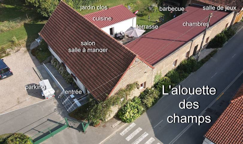 Gîte pour 20 personnes, avec terrasse et jardin, animaux acceptés en France - 4