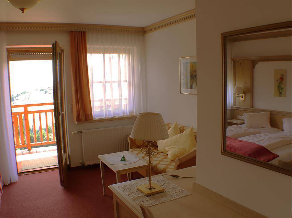 Doppelzimmer Panoramablick in Kartitsch, Karnischer Hauptkamm