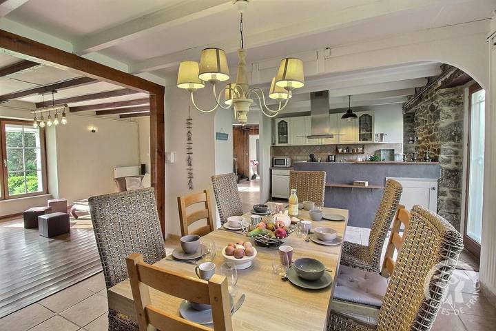 Gîte pour 8 personnes, avec terrasse et jardin, animaux acceptés à Plœuc-sur-Lié - 3