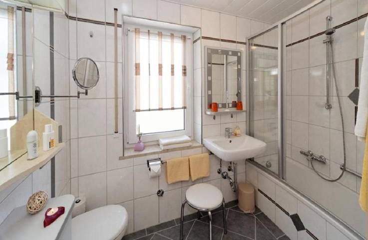 Bnb für 2 Personen, mit Balkon und Terrasse sowie Garten in Bodenmais - 4