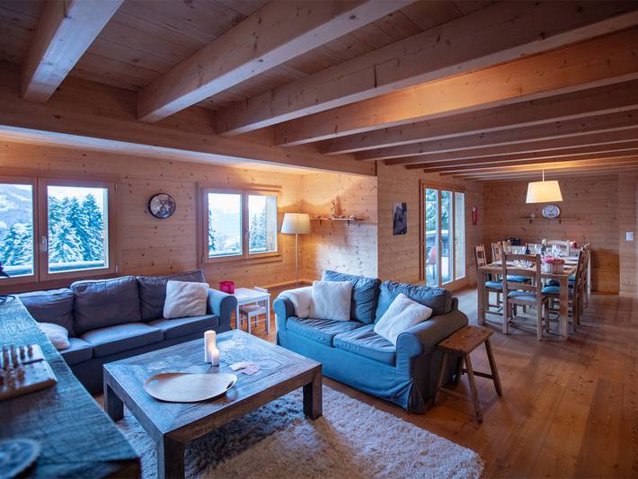 Location de vacances pour 8 personnes, avec terrasse à Gryon - 2