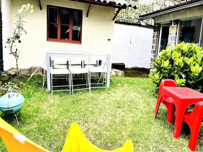 Gîte pour 8 personnes, avec jardin dans Gare De La Bourboule - 2