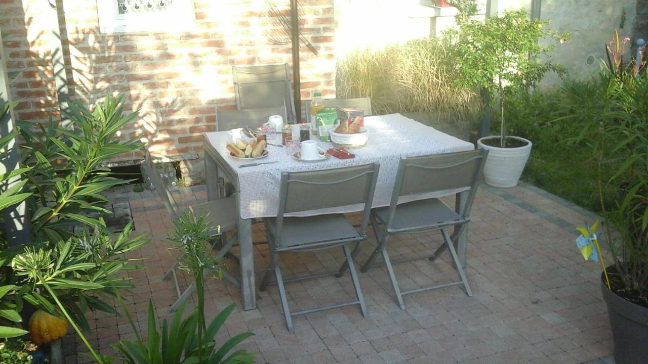 Appartement de vacances entier, Deluxe Double Room in Rochecorbon, Région de Tours