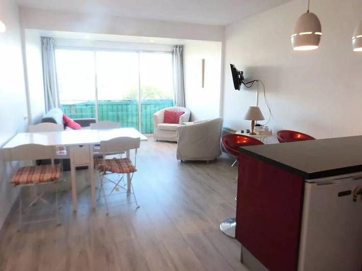 Gîte pour 4 personnes, avec vue et piscine dans Port Cogolin - 4