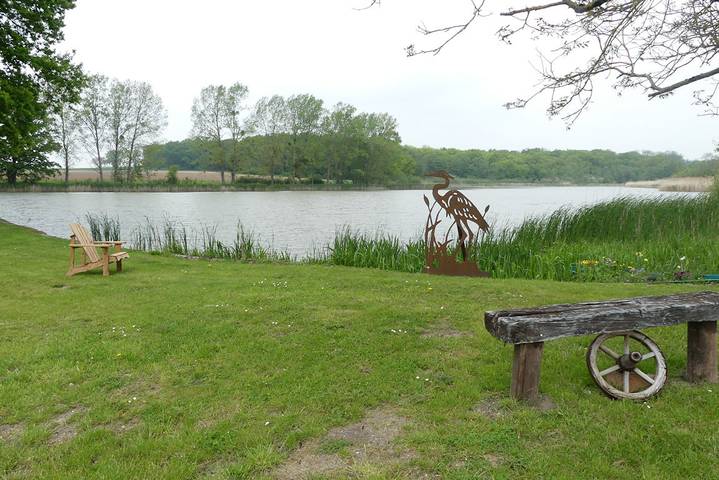 Gîte pour 6 personnes, avec terrasse ainsi que vue sur le lac et jardin dans Lorraine - 4