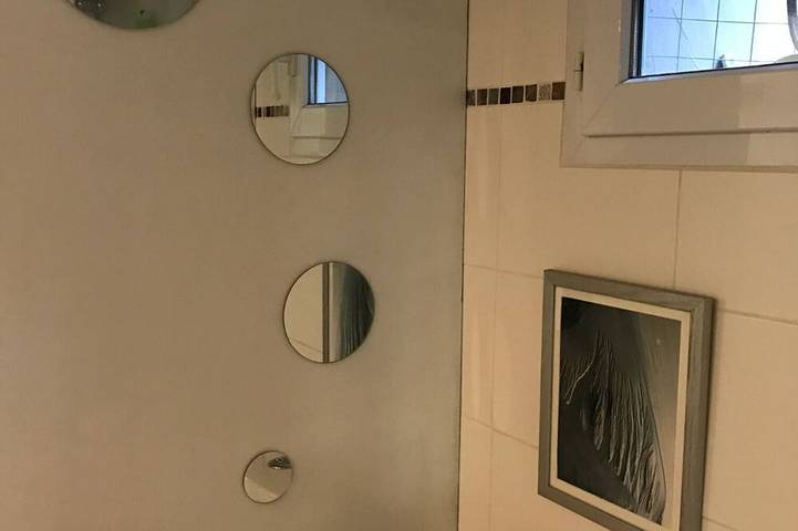 Apartamento entero, Acogedor estudio - Centro Honfleur - Wifi - Aparcamiento cercano - patio privado in Honfleur, Region de Lisieux