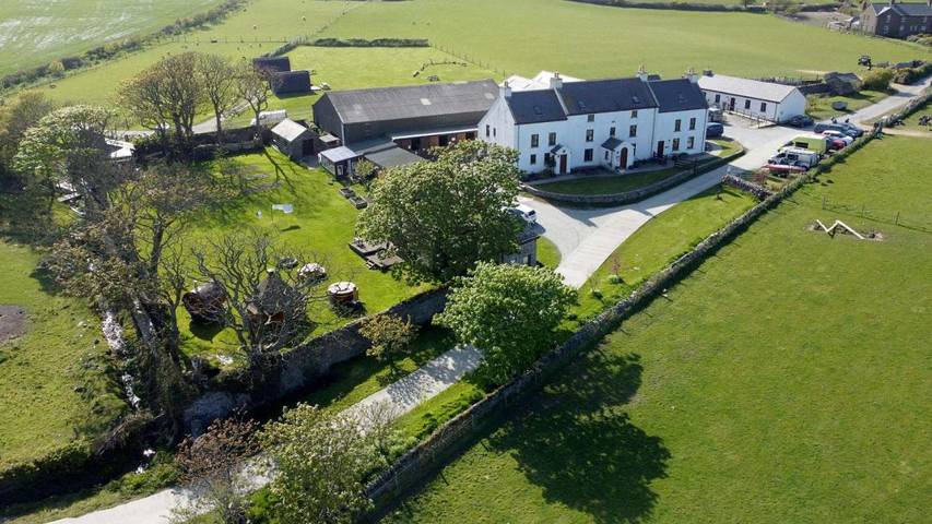 Ferienwohnung für 4 Personen, mit Whirlpool und Garten sowie Sauna und Ausblick in Isle of Man
