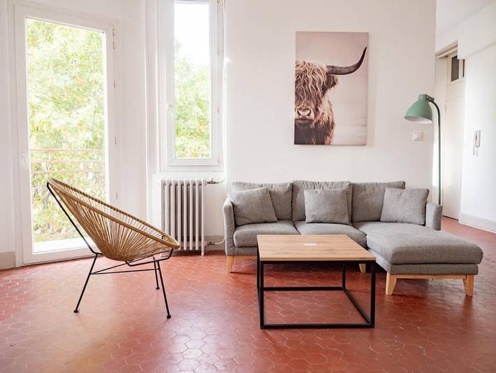 Location de vacances pour 4 personnes, avec terrasse à Orange
