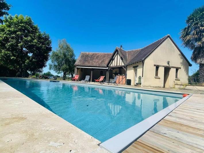 Maison de vacances pour 15 personnes, avec balcon ainsi que piscine et jardin